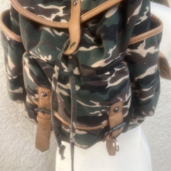 Empyre Women's Canvas Camo Faux Leather Lined Backpack 17"H x 14"W - Picture 2 of 9